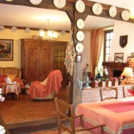 Bed and Breakfast Charme Au Coeur Des Chateaux : Chambre D'Hotes Avec Wifi - Fr-1-590-329 Tavers Экстерьер фото